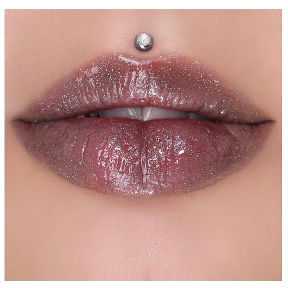 Bundle of 3 glosses Jeffree Star W/ sold out shade